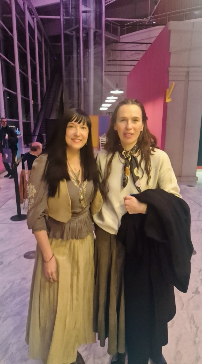 ÀNGELS MEMBRIVE - ARIADNA GIL